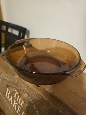 Anchor Hocking Amber Glass Baking Dish
